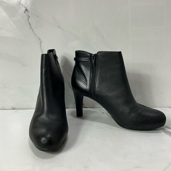 CLARKS Black Heel Ankle Boots - Picture 1 of 7
